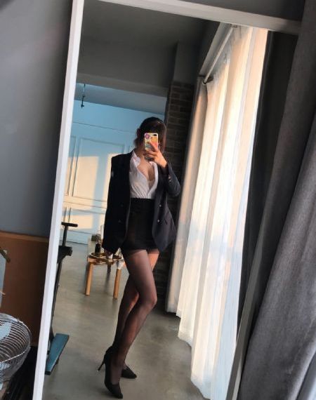 秋霞电影免费_超清电影完整版在线观看