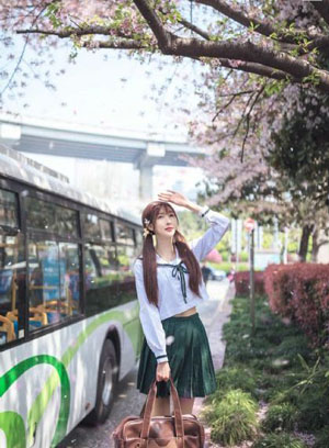 饥渴的少妇和男按摩师_4K免费观看超清