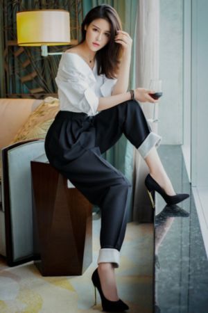 姑娘三完整版在线观看_HD完整视频观看