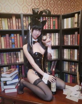 女大学生沙龙室2_剧情片在线视频播放