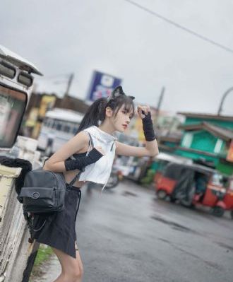 美女老师电影_4K免费高清观看